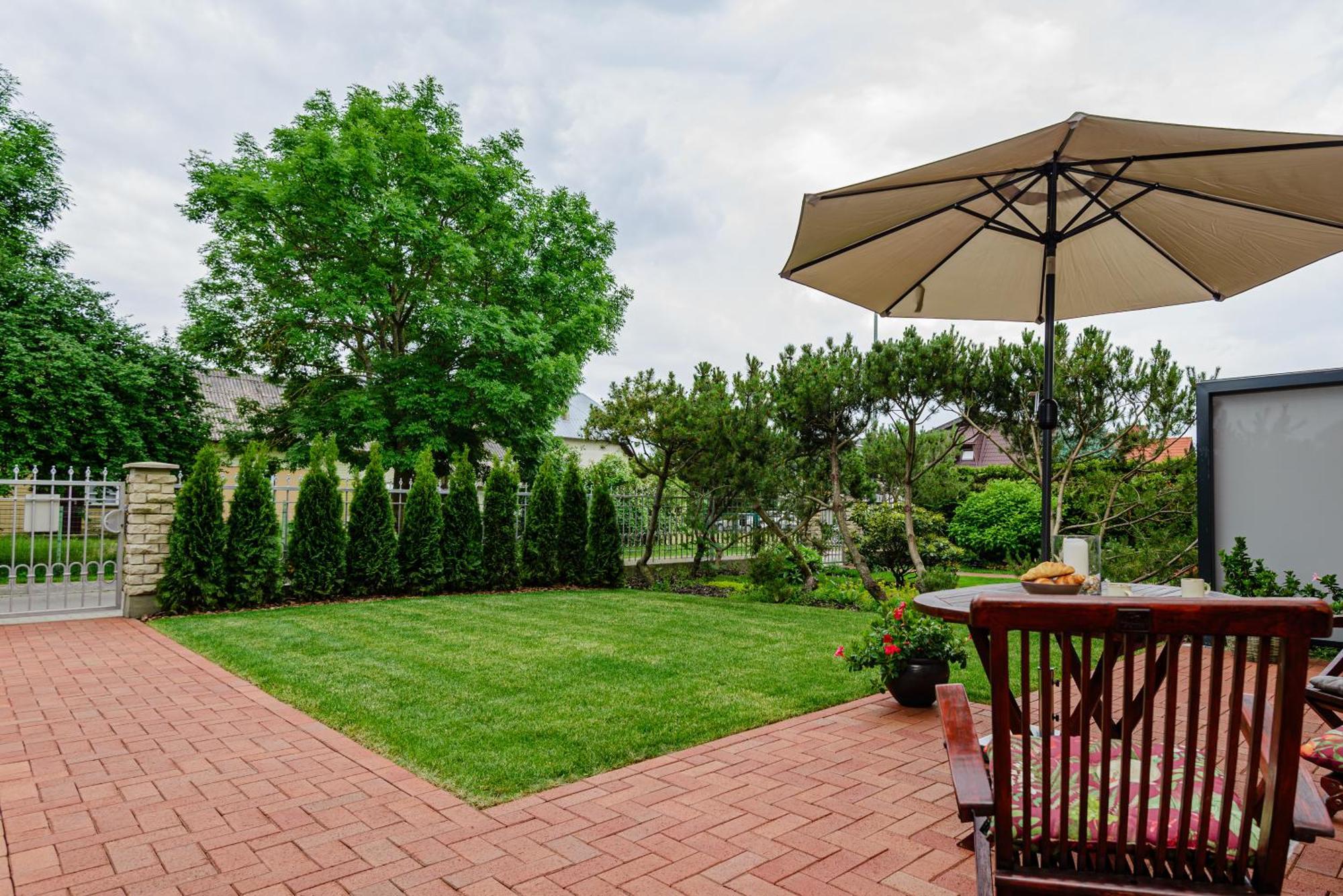 Family Inn Cottage With Terrace Palanga Luaran gambar